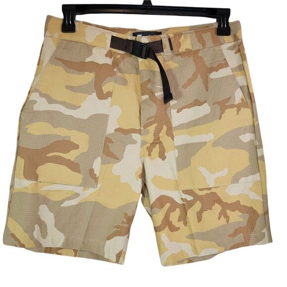 Nike SB Desert Ore Camo Shorts (size M) - Picture 7 of 9